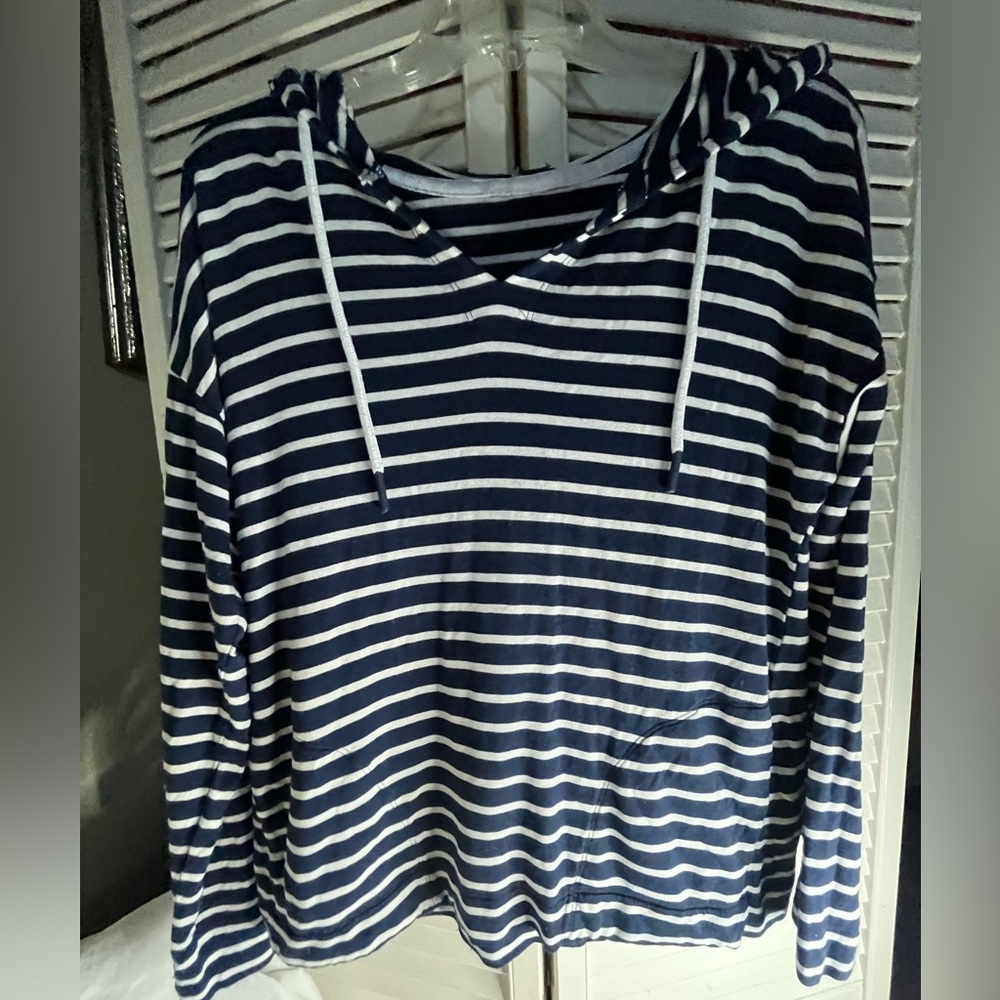BUFFALO David Bitton Blue and White Striped Top with hood/pockets